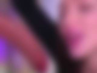 Bllowjoyy's Live Sex Cam Show