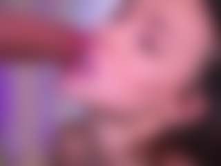 Bllowjoyy's Live Sex Cam Show