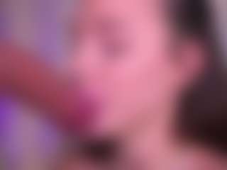Bllowjoyy's Live Sex Cam Show