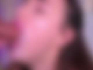 Bllowjoyy's Live Sex Cam Show