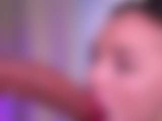Bllowjoyy's Live Sex Cam Show