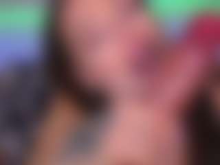Bllowjoyy's Live Sex Cam Show