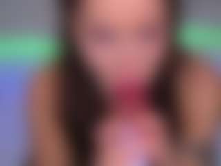 Bllowjoyy's Live Sex Cam Show
