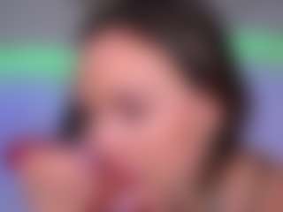 Bllowjoyy's Live Sex Cam Show