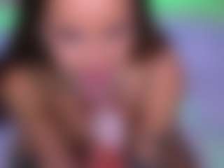 Bllowjoyy's Live Sex Cam Show