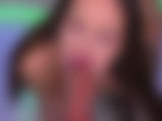Bllowjoyy's Live Sex Cam Show
