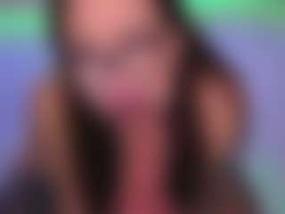 Bllowjoyy's Live Sex Cam Show