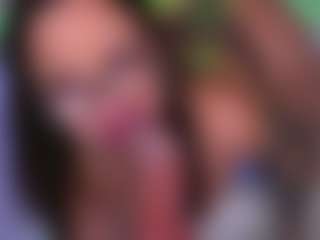 Bllowjoyy's Live Sex Cam Show