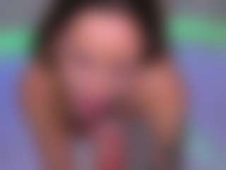 Bllowjoyy's Live Sex Cam Show