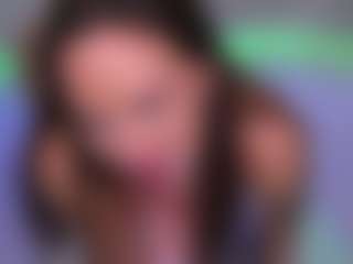 Bllowjoyy's Live Sex Cam Show