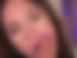 Bllowjoyy's Live Sex Cam Show