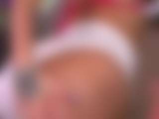 Bllowjoyy's Live Sex Cam Show