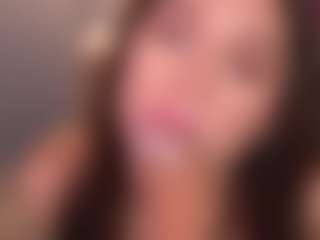 Bllowjoyy's Live Sex Cam Show