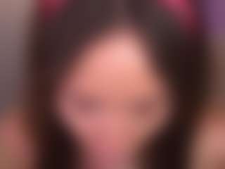 Bllowjoyy's Live Sex Cam Show