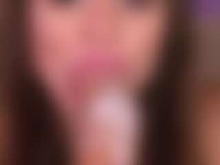 Bllowjoyy's Live Sex Cam Show