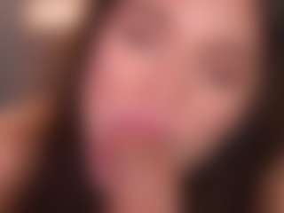 Bllowjoyy's Live Sex Cam Show