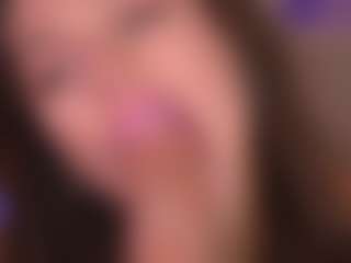 Bllowjoyy's Live Sex Cam Show