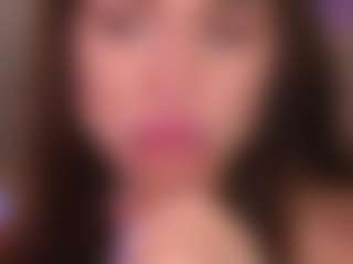 Bllowjoyy's Live Sex Cam Show