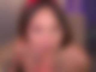 Bllowjoyy's Live Sex Cam Show