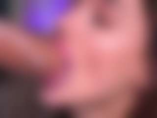 Bllowjoyy's Live Sex Cam Show