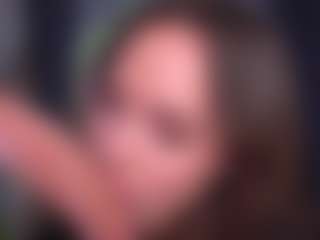 Bllowjoyy's Live Sex Cam Show