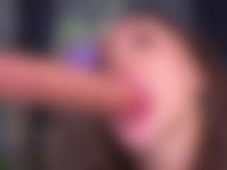 Bllowjoyy's Live Sex Cam Show