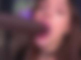 Bllowjoyy's Live Sex Cam Show