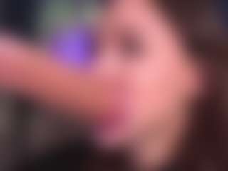 Bllowjoyy's Live Sex Cam Show