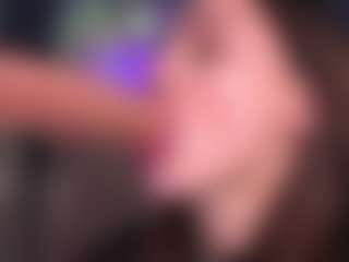 Bllowjoyy's Live Sex Cam Show