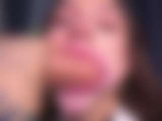 Bllowjoyy's Live Sex Cam Show