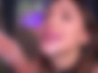 Bllowjoyy's Live Sex Cam Show