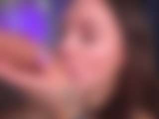 Bllowjoyy's Live Sex Cam Show