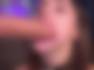 Bllowjoyy's Live Sex Cam Show