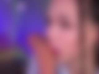Bllowjoyy's Live Sex Cam Show