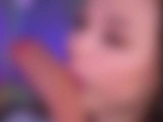 Bllowjoyy's Live Sex Cam Show