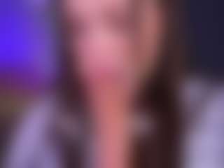 Bllowjoyy's Live Sex Cam Show
