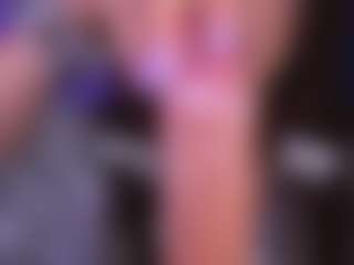 Bllowjoyy's Live Sex Cam Show