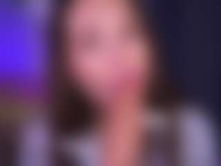 Bllowjoyy's Live Sex Cam Show