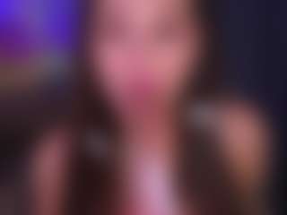 Bllowjoyy's Live Sex Cam Show
