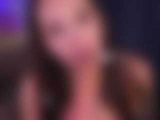 Bllowjoyy's Live Sex Cam Show