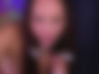 Bllowjoyy's Live Sex Cam Show