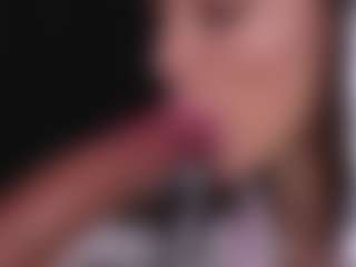 Bllowjoyy's Live Sex Cam Show