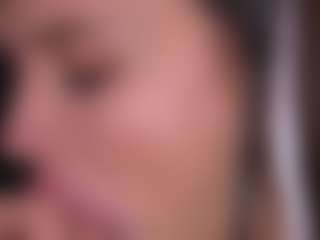 Bllowjoyy's Live Sex Cam Show