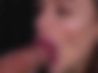 Bllowjoyy's Live Sex Cam Show