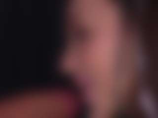 Bllowjoyy's Live Sex Cam Show