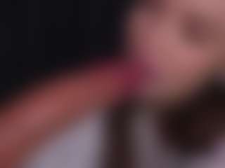 Bllowjoyy's Live Sex Cam Show