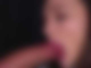 Bllowjoyy's Live Sex Cam Show