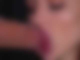 Bllowjoyy's Live Sex Cam Show