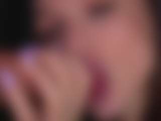 Bllowjoyy's Live Sex Cam Show