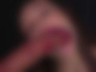 Bllowjoyy's Live Sex Cam Show